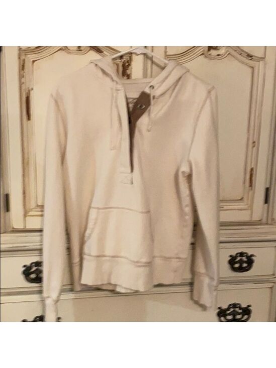 Aeropostale Sweaters - AEROPOSTAL CREAM 1/4 BUTTON UP HH5